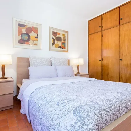 Safari Guest house *