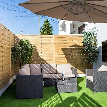 Safari Guest house *