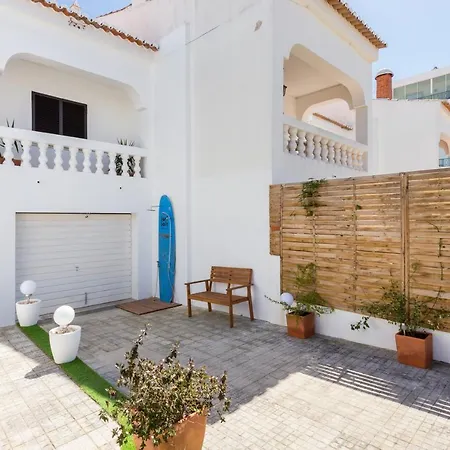 Safari 게스트하우스 라고스